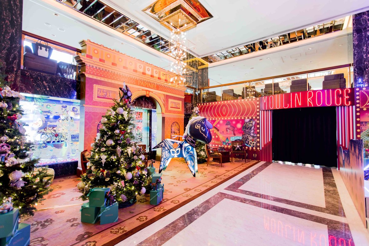 MO_HKG's tweet photo. 2 Days before #MOHKGchristmas - Make sure to not miss travelling to Paris at @MO_HKG! #PapineeWorld https://t.co/1lb77pJDBN https://t.co/iNtNdb6B7Q