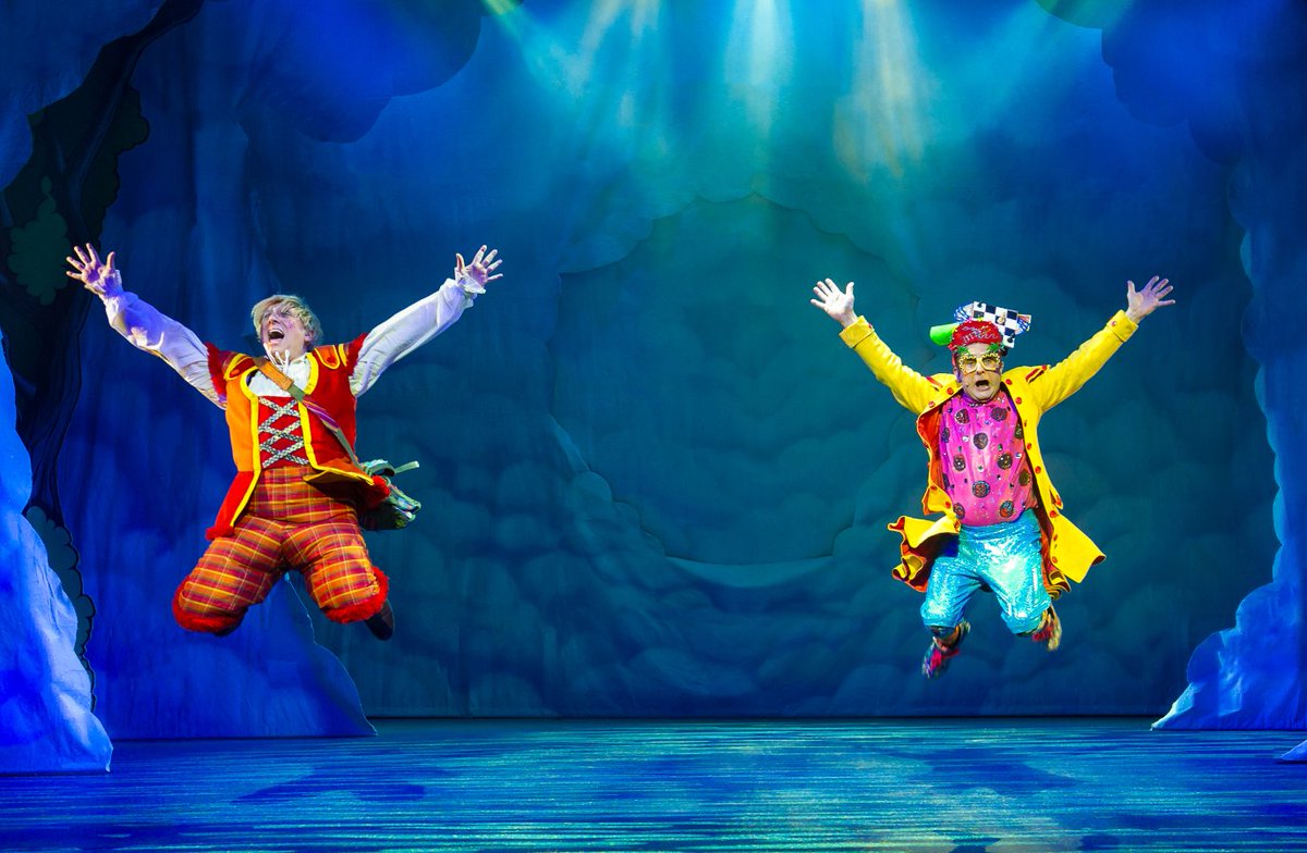 2 days to go! We can hardly contain our excitement! 🎄☃️❄️ ow.ly/zo5k307oS8I #windsorpanto