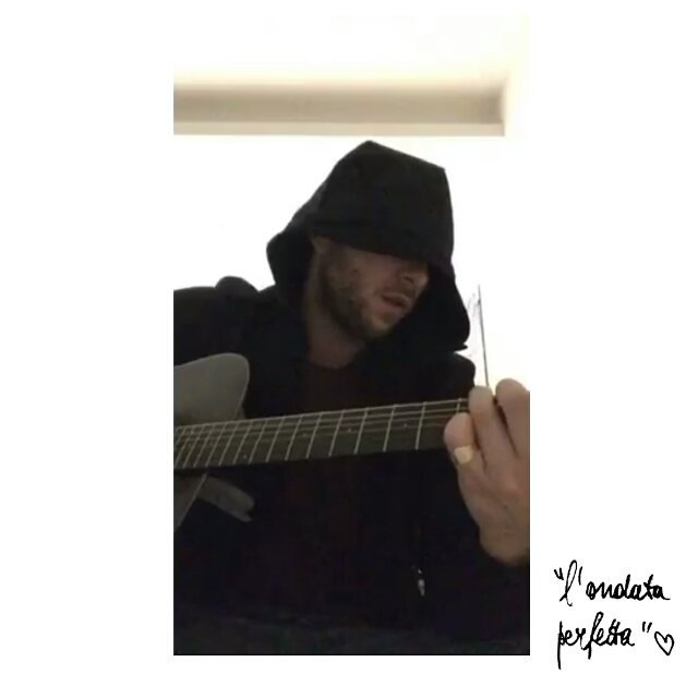 ondata_perfetta's tweet image. ..stai con me, o no? #Bambi #Briga #Talento