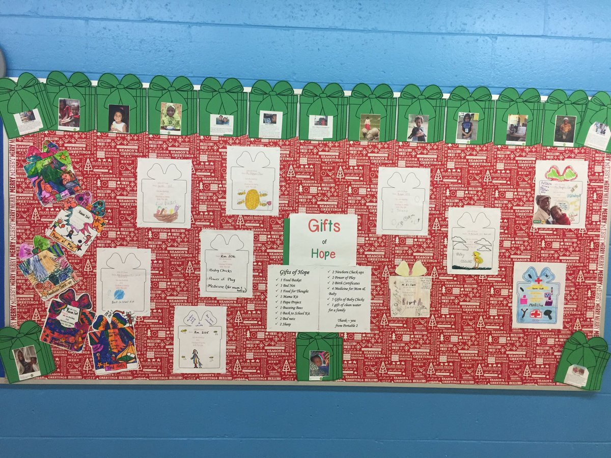Gracefield_PS's tweet photo. Our #GiftsofHope was such a success! Thank you to portable 2 for organizing this! @tdsb https://t.co/r6YExStdm5