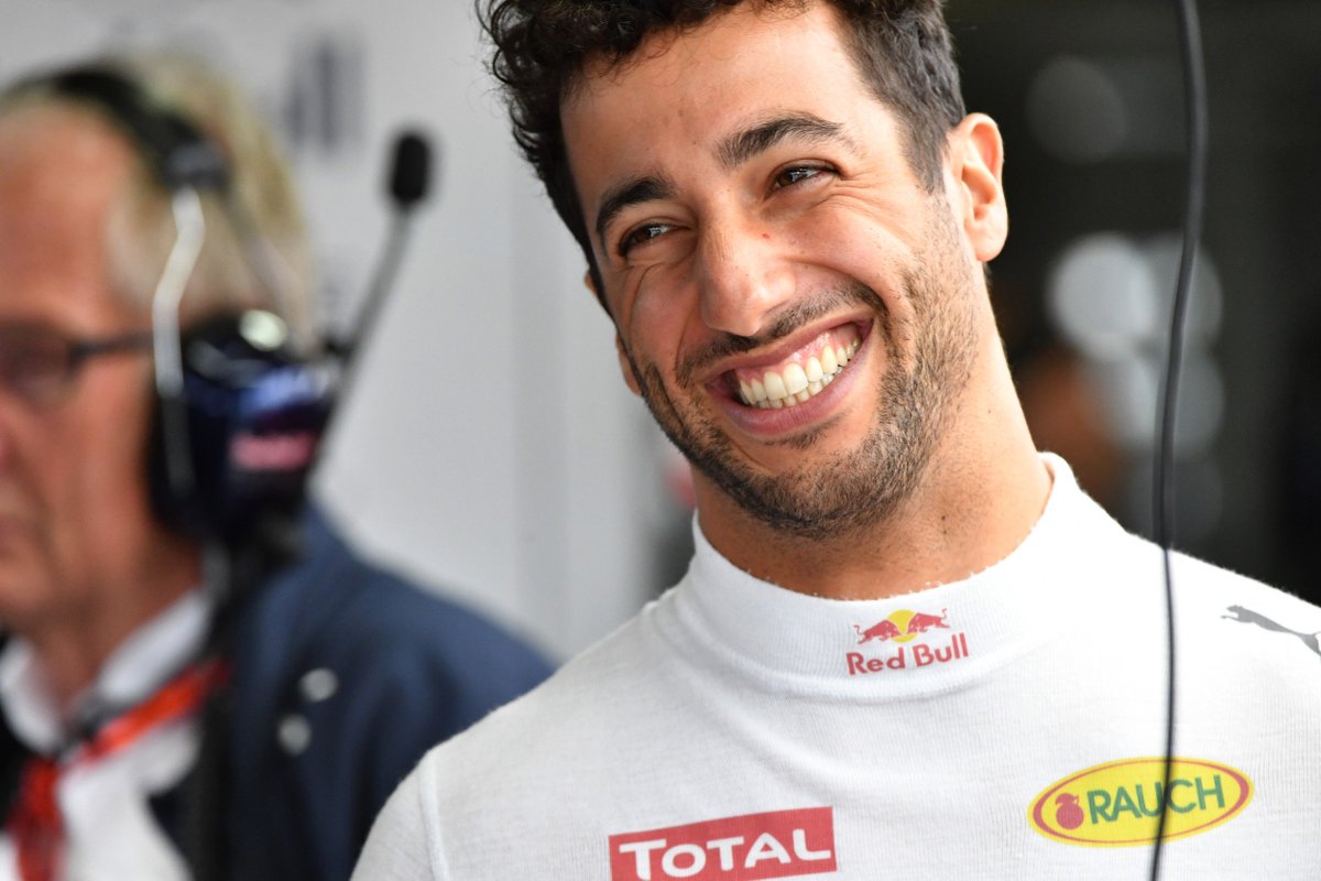 F1 tweet picture