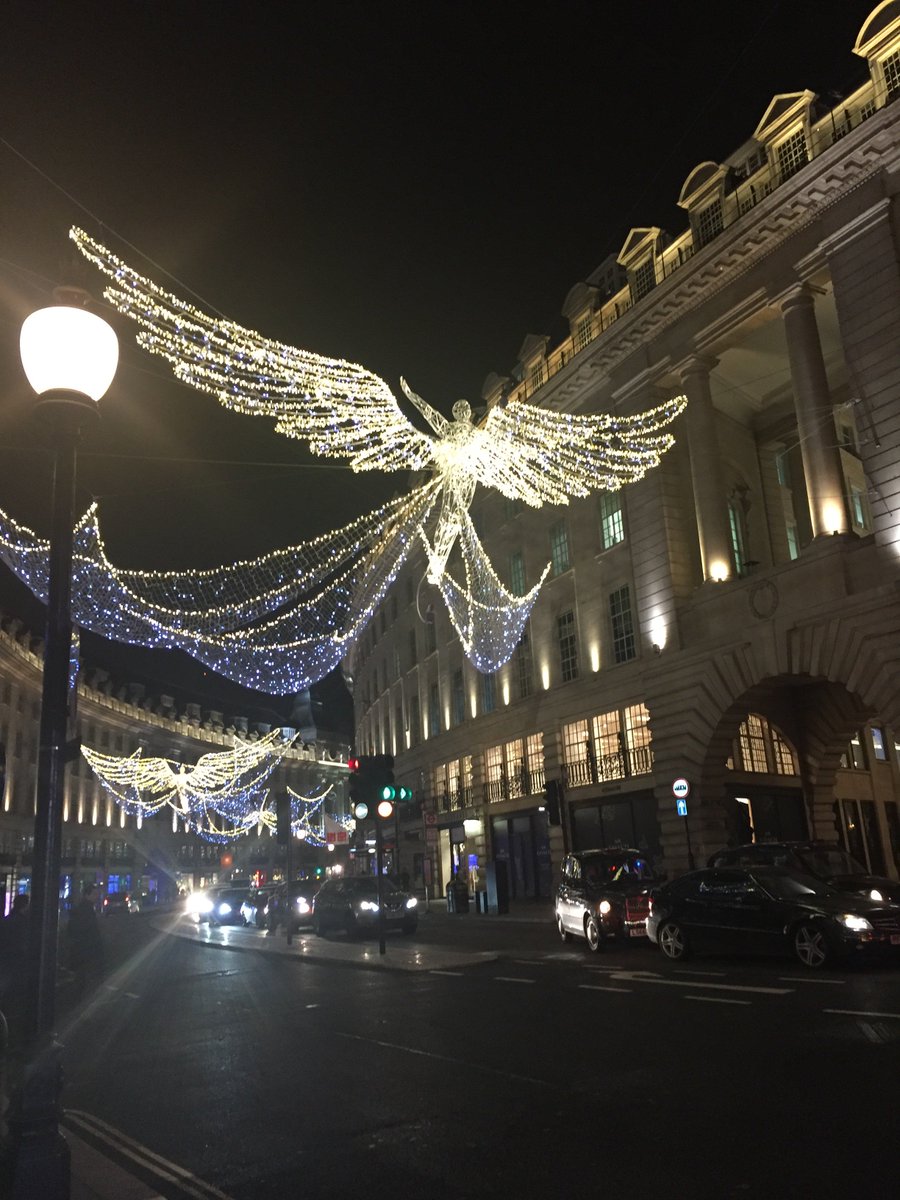 introvert_exp's tweet image. My latest blog post is here! It&apos;s an alternative #introvert #christmas one iamnowempowered.com/blog/why-do-pe…