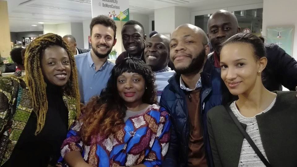 asblafricarise's tweet photo. Séance réseautage, et rencontre avec la diaspora entreprenante de Belgique lancement @EwalaHQ ....#ABBW2017 #KINFOR17 @V68com @jrndudi https://t.co/LoDsy98Hl6