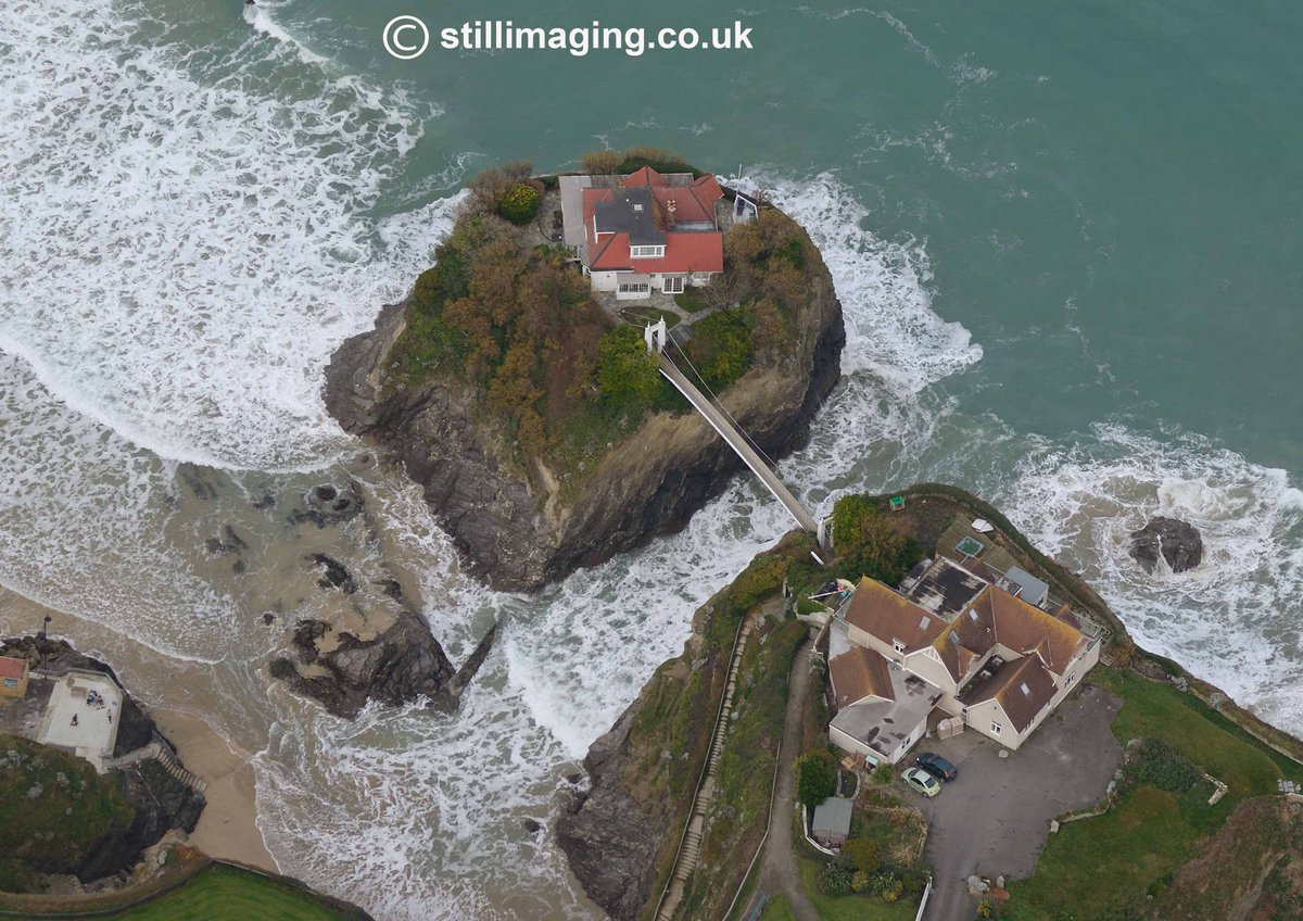 Chris Mills tweet media