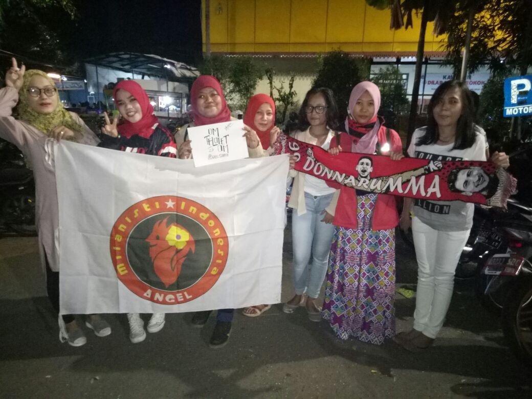 Yuk angelsMI yang udah sampai GOR BULUNGAN boleh langsung gabung sama kitaaa 💋