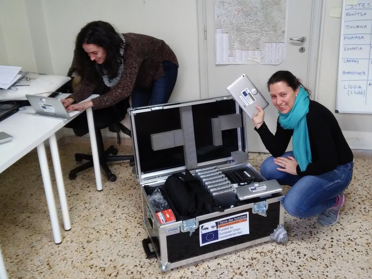 tdh_greece's tweet image. Tablets for #KoomBook project with @BSFontheweb, University of #Ioannina for non-formal education in Epirus received by @tdh_greece @eu_echo