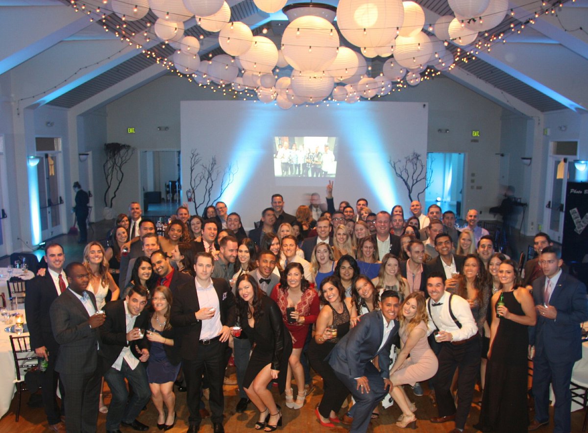 Crazy proud of SanDiego TEK&amp;thankful to be part of it!  Happy Holidays <a href="/CKSully_TEK/">Caroline Sullivan</a> <a href="/Ko_Pyke/">Kori Pyke</a> <a href="/garycoleman17/">Gary Coleman</a> <a href="/kpetrole/">Kyra</a> <a href="/kemiller85/">Kevin Miller</a>  #tekwest