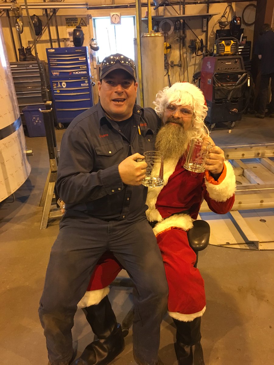 DMEsystems's tweet photo. It's Christmas Eve! We hope Santa finds you! #BrewOn #HoppyHolidays #DMEGear #DMEFamily https://t.co/ziURQqBAAp