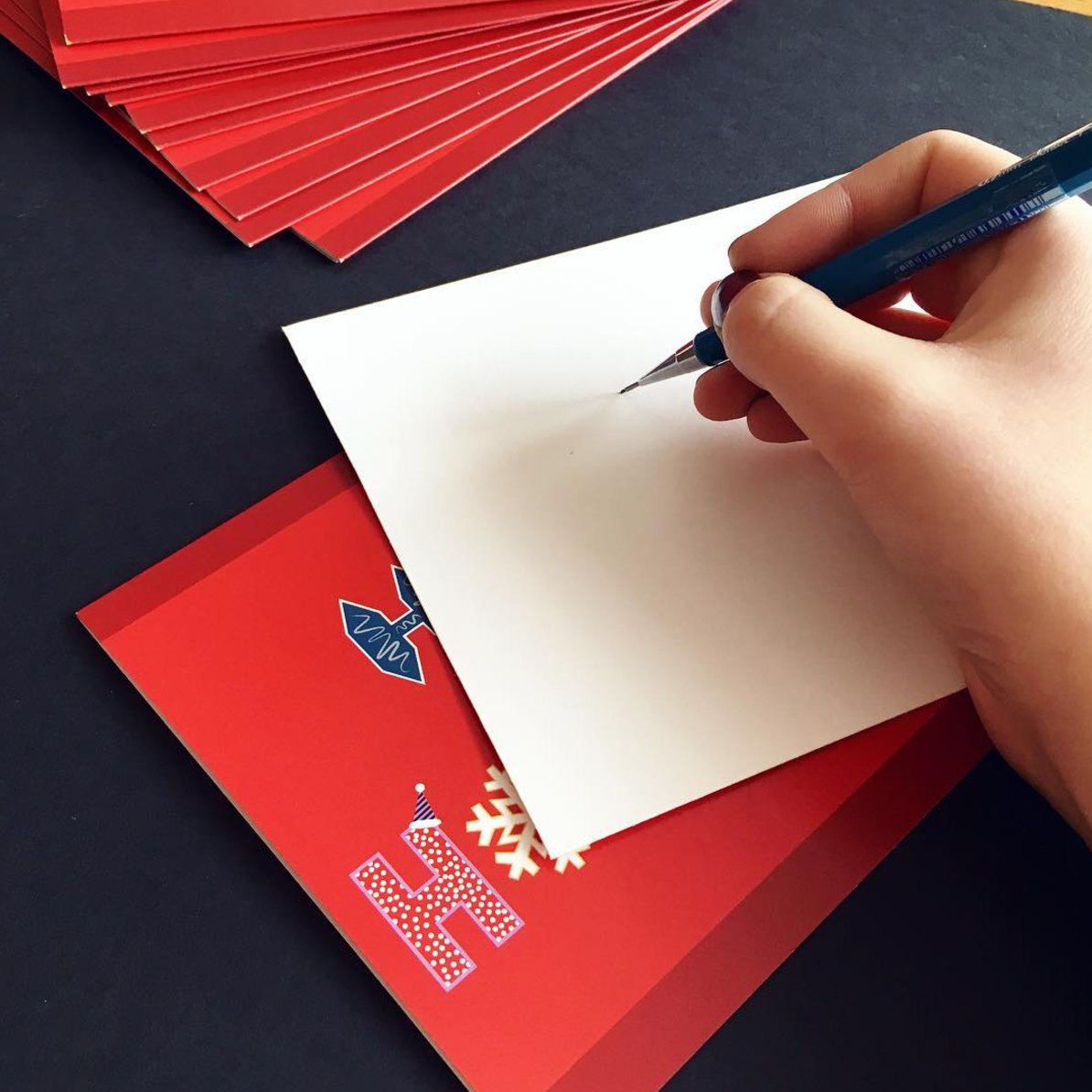 3doghausatx's tweet photo. Coming soon to a mailbox near you... 📬
We can't wait for you to see our holiday cards this year!

https://t.co/w74Dt3QqtQ https://t.co/3bNbXh5Aon