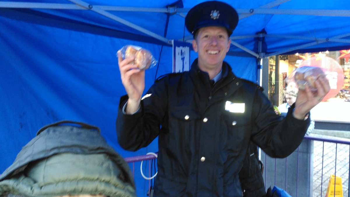 #CopsOnDonutShops in #Waterford city in aid of @SpecialOlympics @GardaTraffic