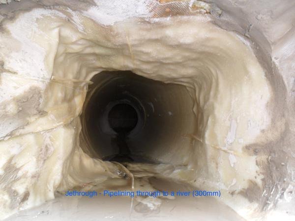 jethrough's tweet image. For a professional #Pipelining service, call #Jethrough (#London based) on: Freephone: 0800 046 7868