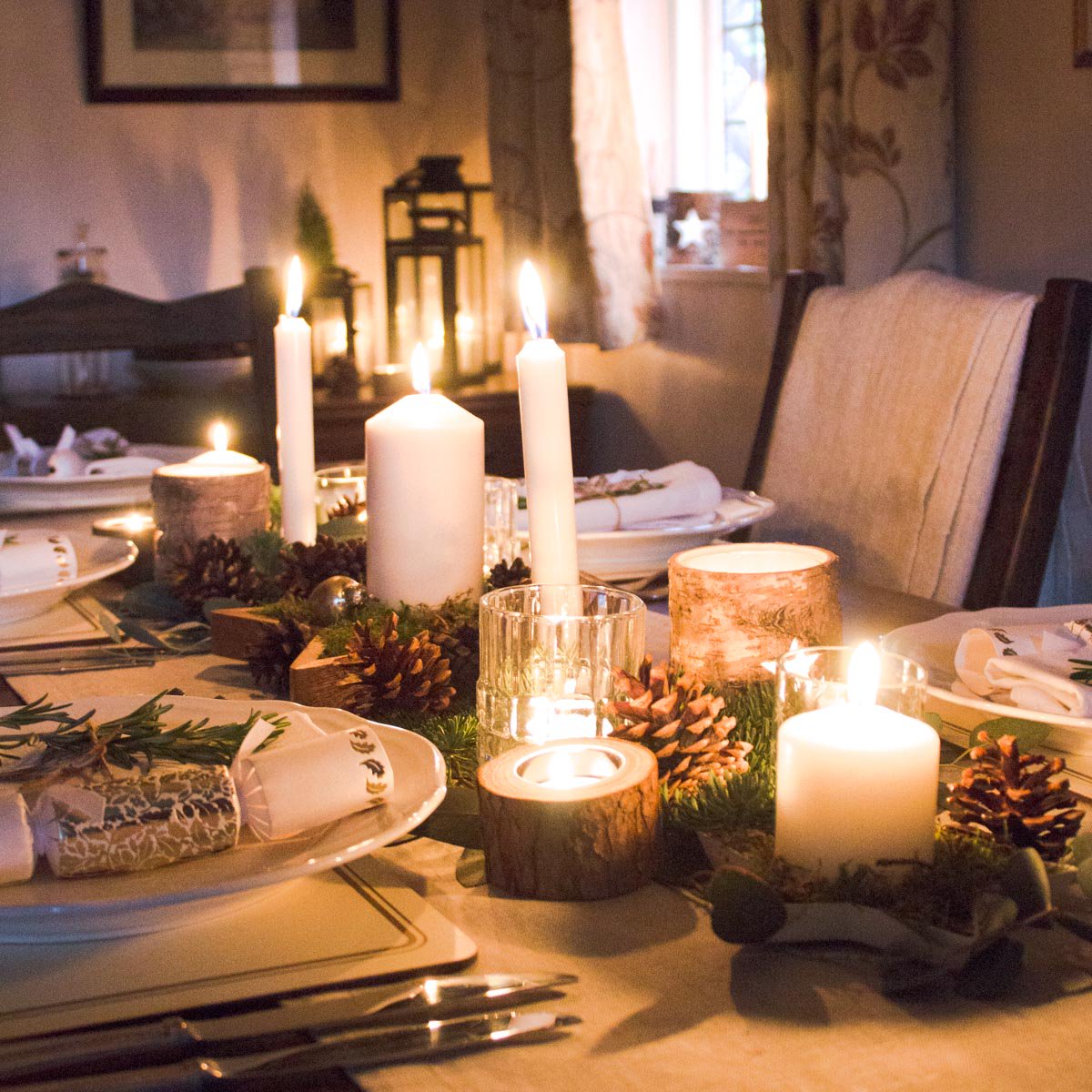 DiscoverOrchard's tweet photo. Take a look at our scandi inspired woodland table theme, just in time for Christmas. More on the Blog. https://t.co/cJqh5uMqXH https://t.co/74tbDnwoSW