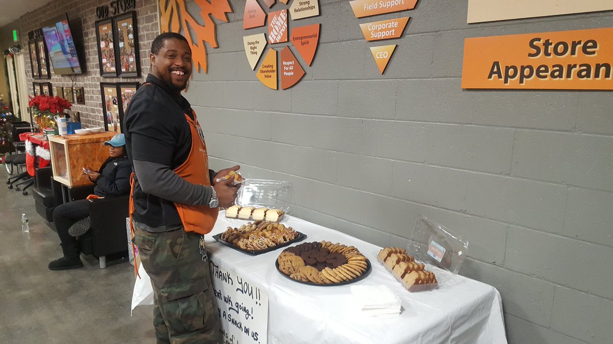 Arrrrr, snack attack!!! Great job 6206 for a fantastic week so far, nothing says thank you like pounds of sugar!