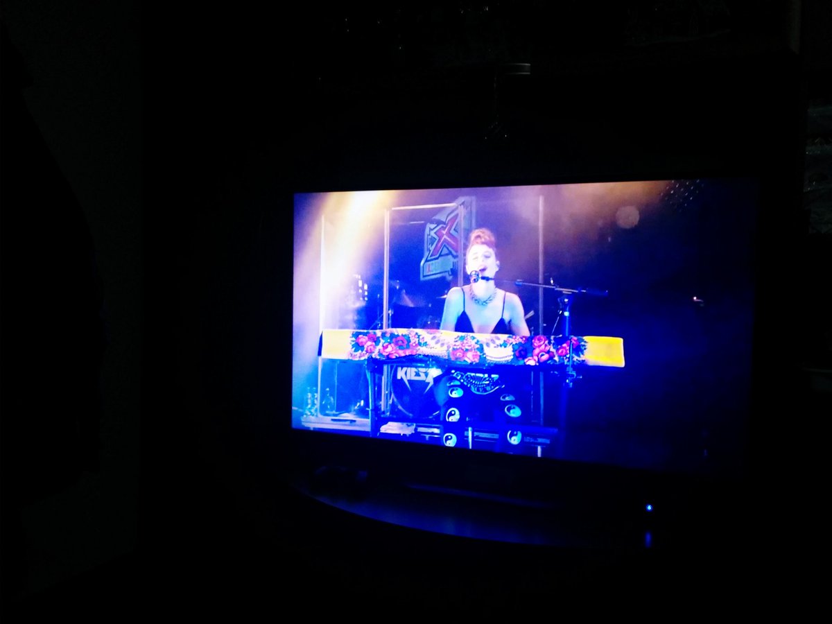 demi_tore's tweet image. Whatching a @Kiesza  Live ... I found the Happiness. #KiEsZa #KieszaLive #HyperVoice #DreamToMeetYou