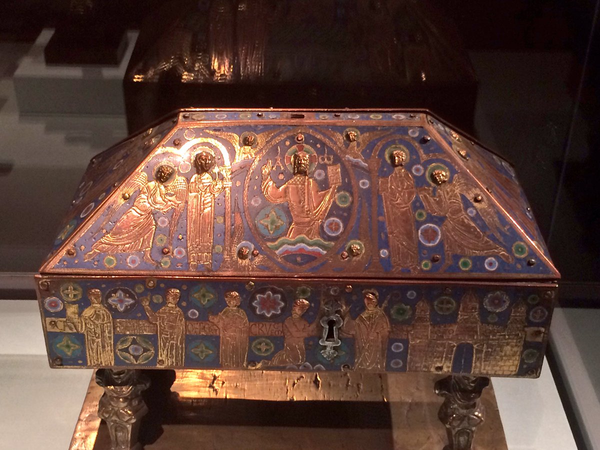 SedefsCorner's tweet image. #StHelena overseeing #Archaeology dig fr the True Cross Reliquary of the cross, 1178-98 Limoges  @metmuseum #MetJerusalem