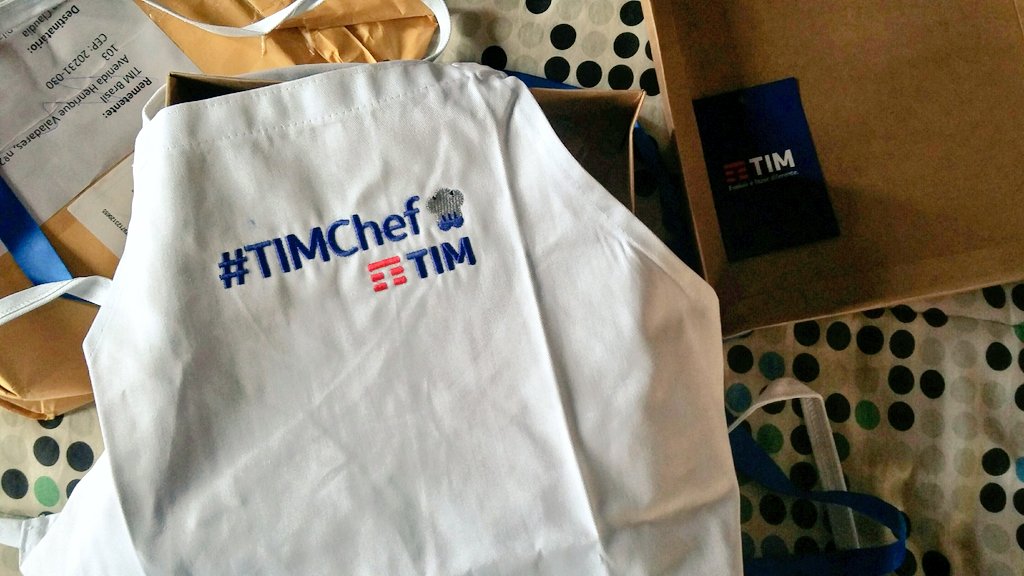 AnaClaudiaSSan's tweet image. Acabou de chegar meu presente lindo da @TIMBrasil e do @masterchefbr 😍😍😍😍 ameiii!!! 💖💖💖 #TimChef #MasterChefBR