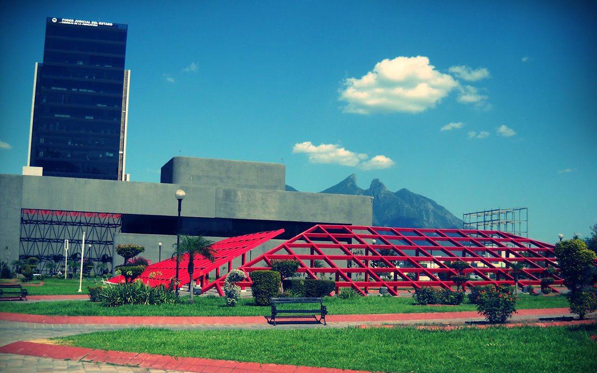 bemexicodf's tweet photo. 📸 The Macroplaza, is a plaza located in the heart of the city of Monterrey. 🇲🇽🌵🏛

https://t.co/hKbbbMIt1f

#bemexico #mexico #monterrey https://t.co/LVaRaiNTzs