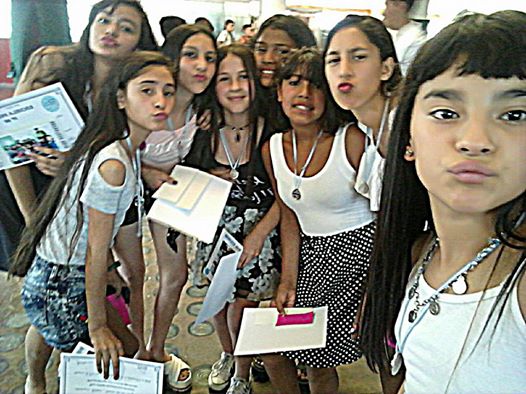 mai_diaz11's tweet photo. Las amo <3
#Egresadas2016 https://t.co/jXkIvuqv11