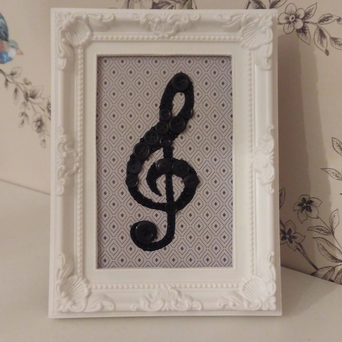 clairescraftbo1's tweet image. For music lovers everywhere.... #buttonart #buttoncraft #onlinecraft