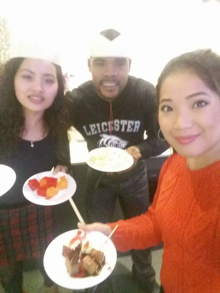 aca920's tweet photo. Christmas party in London https://t.co/z66aLF6Olw