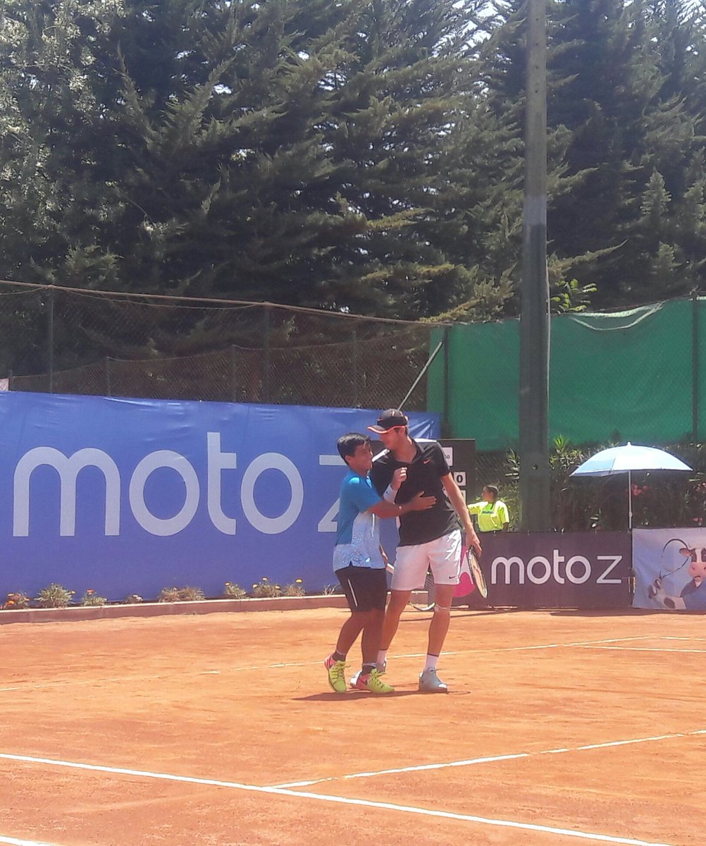 ElClubStgo1904's tweet photo. Guillermo Núñez y Nicolás Jarry son los CAMPEONES DE DOBLES de la #CopaMotoZbyMoto tras derrotar a la dupla Paz/Cuevas por 6-3 7-5 https://t.co/l5t3B0ahgo