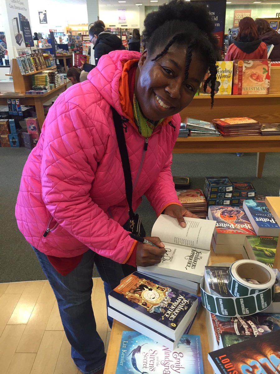 Sherri_L_Smith's tweet photo. Psst! Last minute shopping in #AllentownPA? I hear there are signed copies of #TheToymakersApprentice, #Flygirl, #Pasadena @BNPromenade https://t.co/BRXdkCdmLX