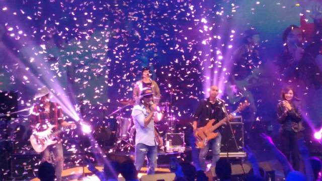 SFC_TambunUtara's tweet photo. #33thSlank #MataNajwa banyak harapan di thn 33 ini untuk @slankdotcom @cikarang_SFC https://t.co/1jDR7N9UmG