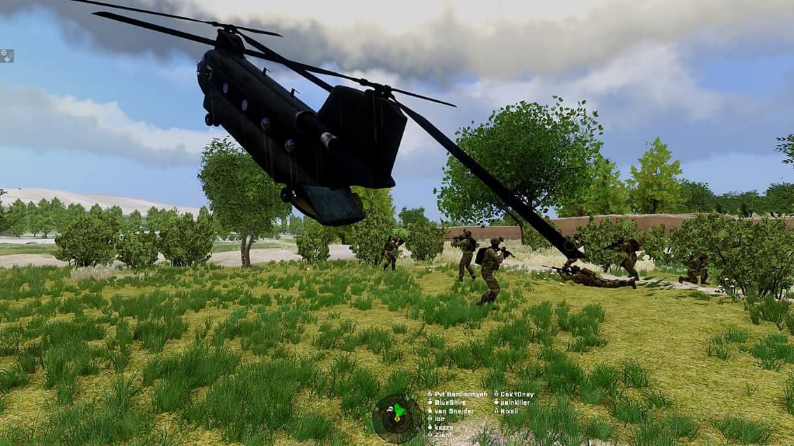 YakubNg's tweet photo. @Arma3official @Milsimgamer this is how our pilot drop us off the CH-47 Chinook. #ArmaID #ISWU https://t.co/77HfnPHCIh