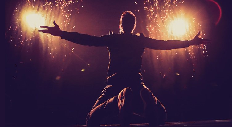 bppulseLIVE's tweet photo. ICYMI: We're giving away a pair of @ollyofficial tix! Who fancies this? To enter: RT &amp; FOLLOW both us &amp; @amplifynews for the chance to #win! https://t.co/sdf6GvO5Qp