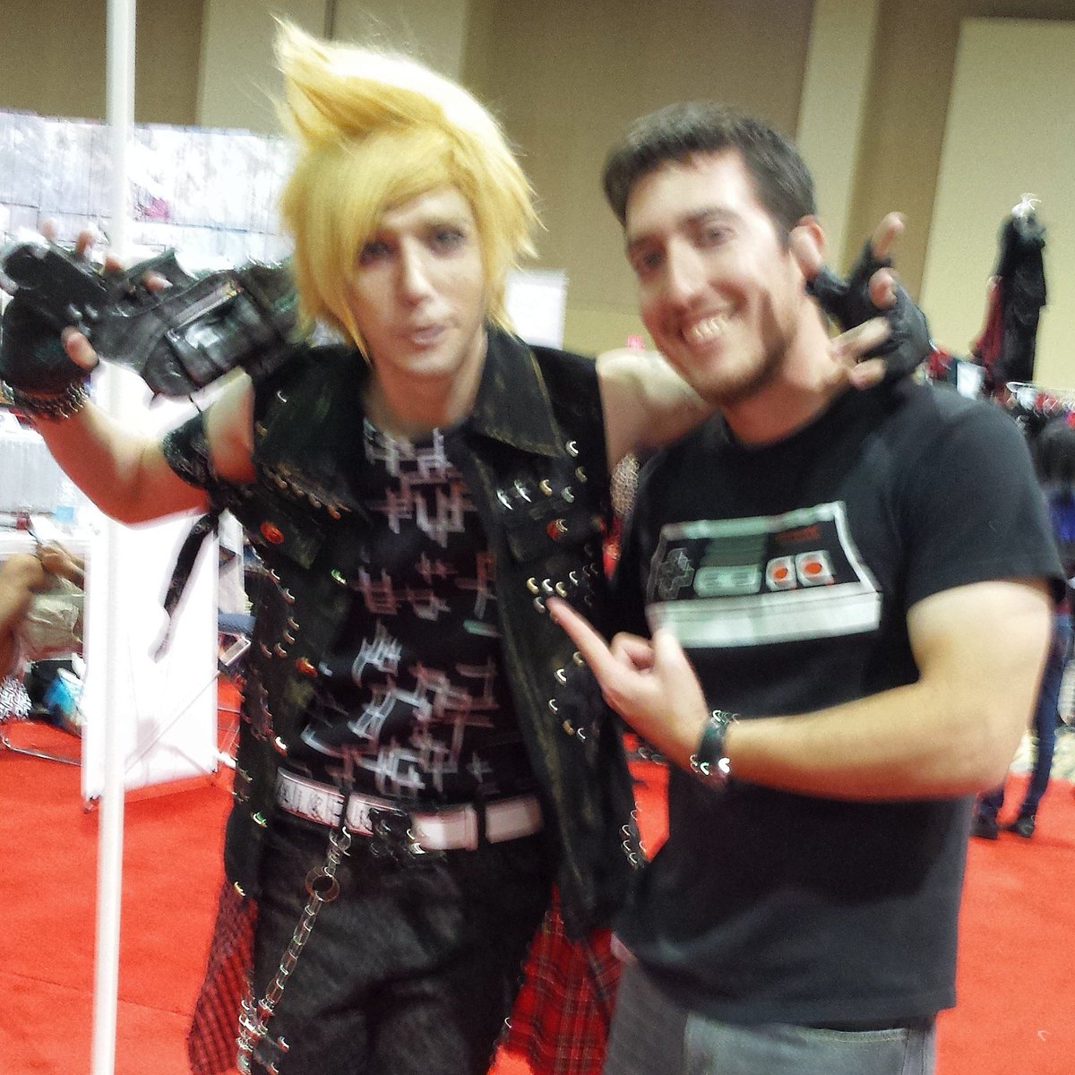 JoelXero's tweet photo. Haven't seen this guy in ages! @ModeratelyOkCos
#cosplay #holmat #holidaymatsuri #holmat2016 #holidaymatsuri2016 #FinalFantasy #comiccon https://t.co/MKZQK3P1Gi