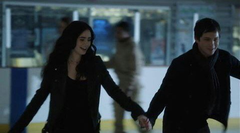 ameliects's tweet photo. ⠀what a world
i'll keep you safe here with me https://t.co/ZJge3OEGQF