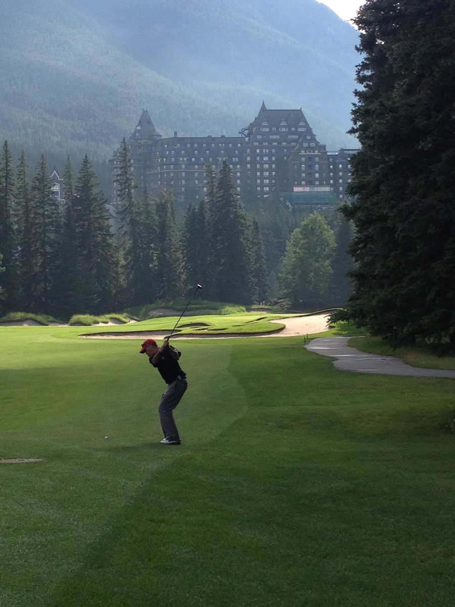 cdngolftraveler's tweet photo. As good as it gets: #BanffSpringsGC in @CanRockies. Our story: https://t.co/iEM7wVzti2 @FairmontSprings https://t.co/J5to5VCqVT