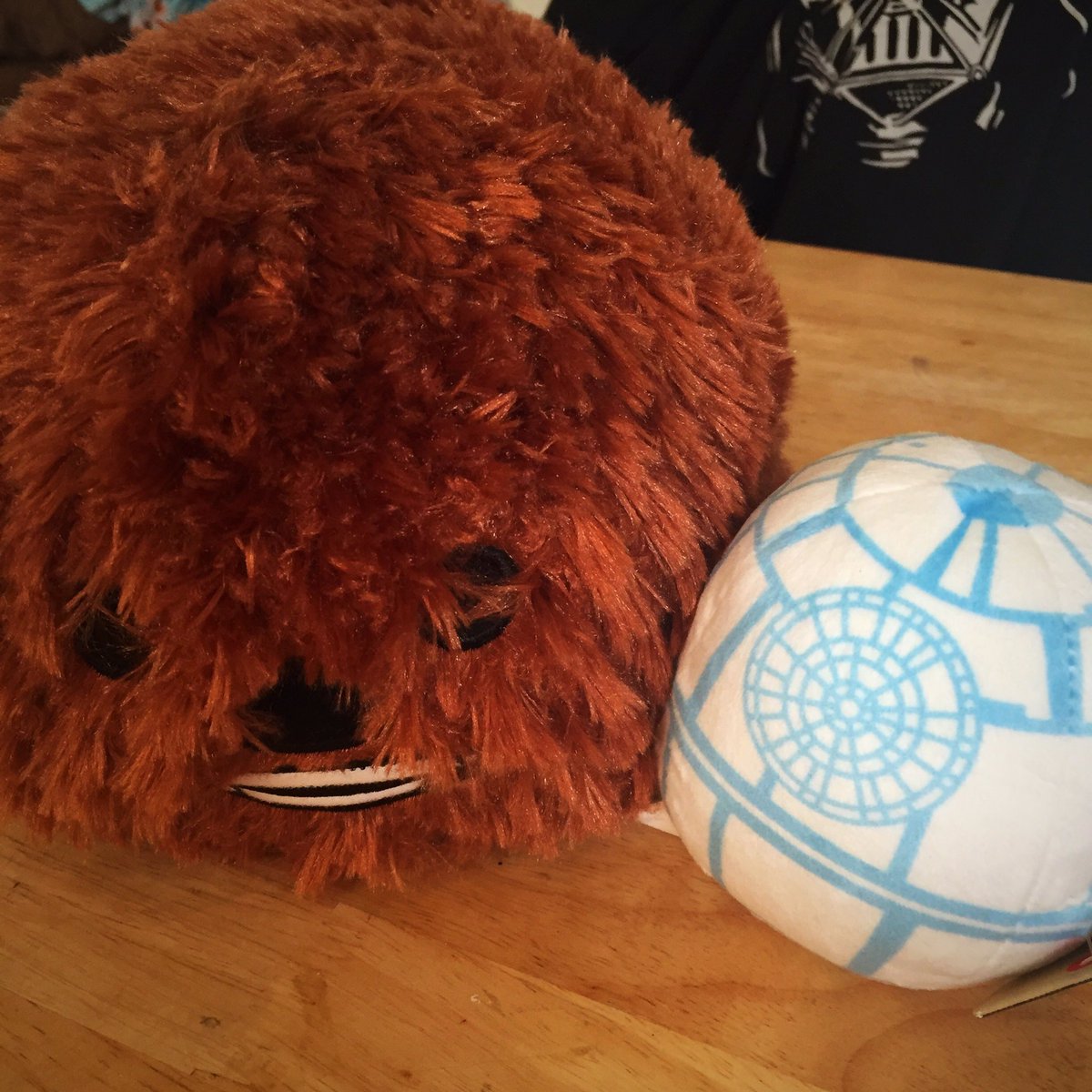 secretagentr's tweet photo. I caved and bought my nephew a giant #tsumtsum #geekgirl #auntielife #chewbacca #tinydeathstar #christmaspresents https://t.co/Dnh0jE5Jn5