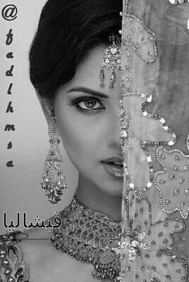 سـامنحك كل شىء
سأهبك عمرى 
قلبى 
أنفاسى
سأرسم بمﻼ‌مح وجهك 
طريق حياتى
سأكتب بحروف اسمك 
كل قصائدى

#مسائي_انتي

#فيشاليا 💖

@feshoo__Aa