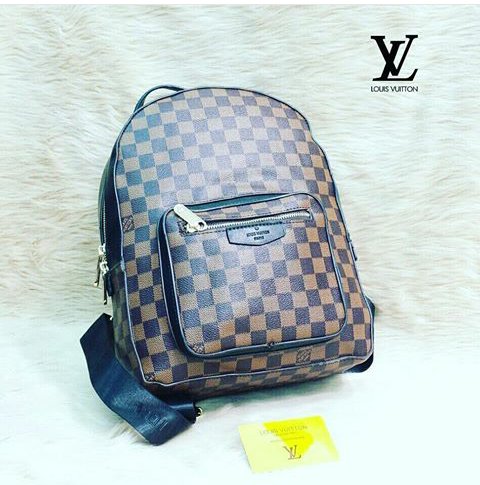 حقيبة #لويس_فيتون 
ب120 ريال