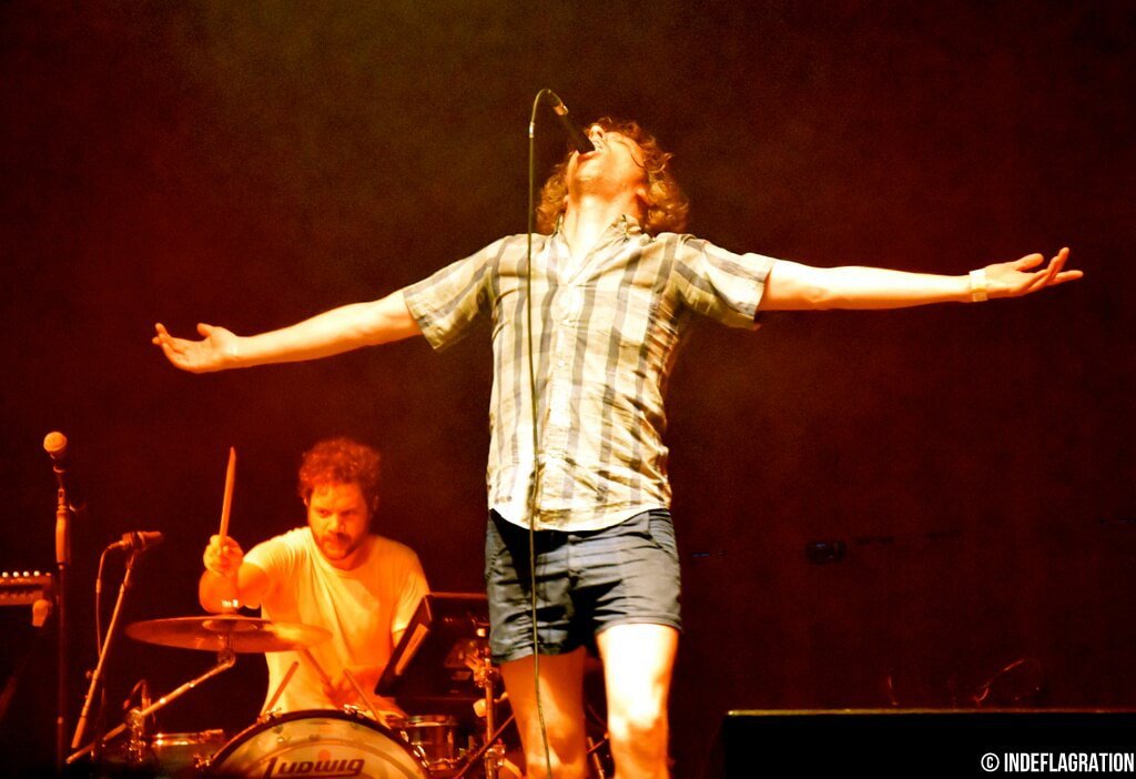 Indeflagration's tweet photo. INTERVIEW 🎤 L'incroyable, le furieux, l'inextinguible @ChkChkChk a répondu à nos questions bêtes au #Sziget2016 ► https://t.co/I2EHFmY5Ph https://t.co/zg4S6x5KLd