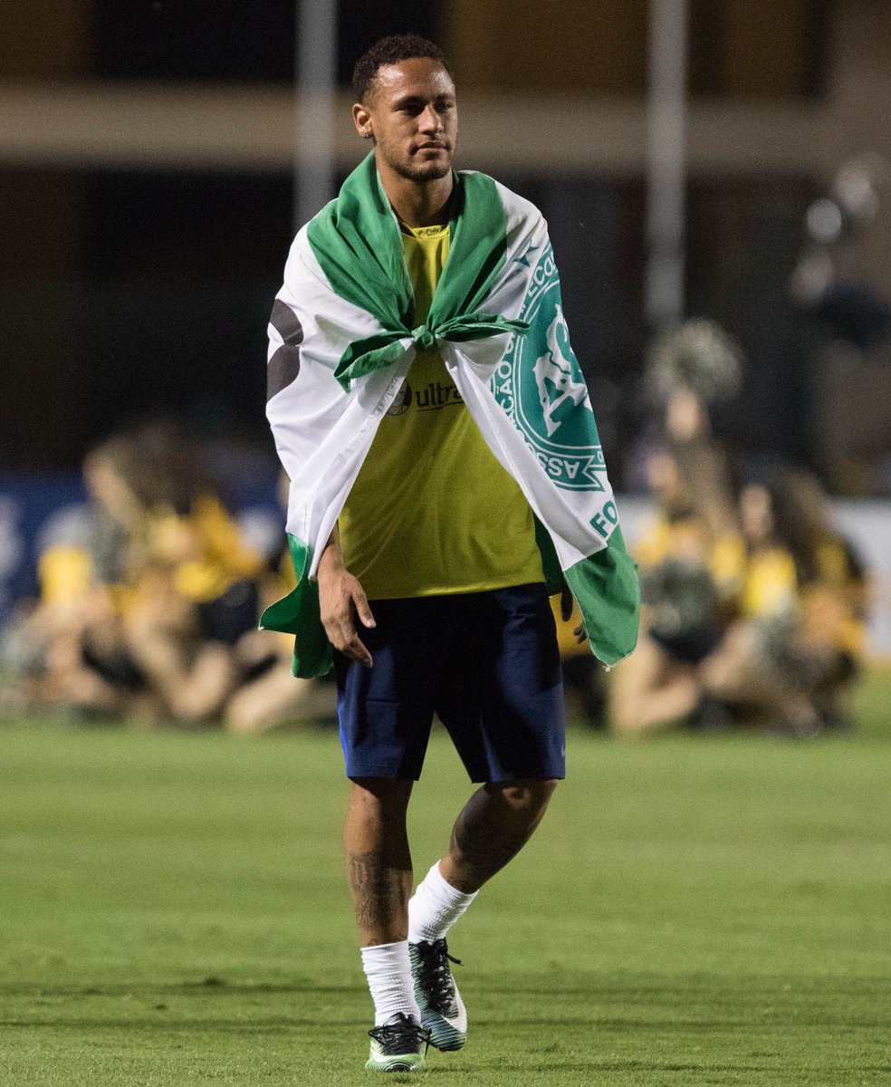 neymarjr's tweet photo. Vamô vamô Chapêêêê 💚🙏🏽
@ousadiapedalada https://t.co/2mpq0ZSuHO