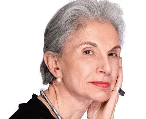 Farewell to architecture &amp; design empress Lella Vignelli, devastatingly elegant, tough as nails, generous mentor dezeen.com/2016/12/23/lel…