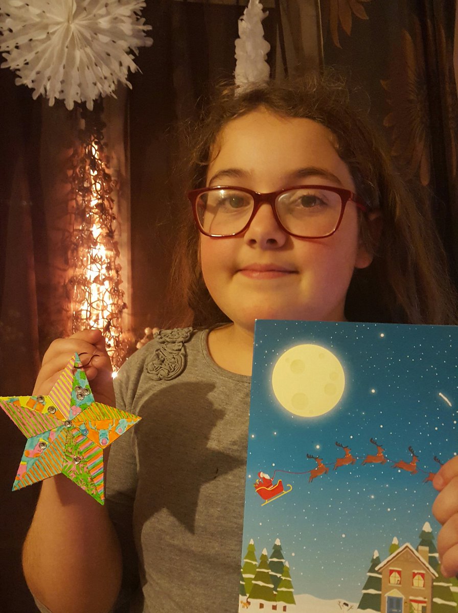 ToniMVerrier's tweet photo. Hanging the star at the window for santa! Thanks @RoyalMail for your help delivering the Xmas post #merrychristmas https://t.co/o0iGVIVisX