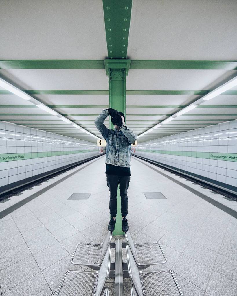 leo8x's tweet photo. Shoot the shooter #Berlin
#killtheunderground
Equipment by @canondeutschland 5DS + EF 14m… https://t.co/mRrfUbV7NC https://t.co/CrmH6xtQCO