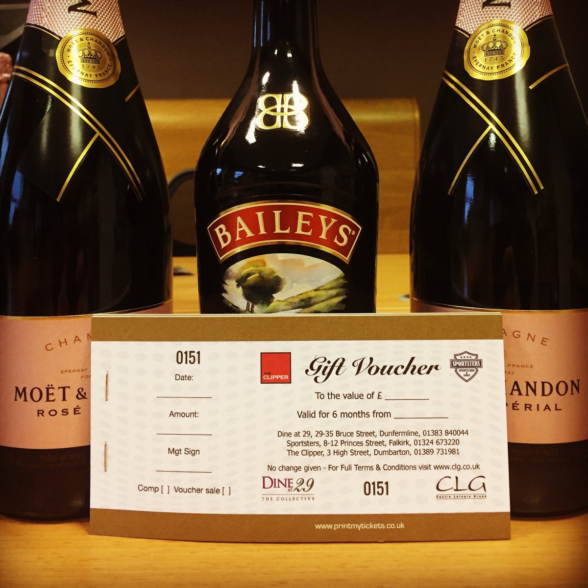CastleLG's tweet photo. Last minute stocking filler required? How about a voucher for @SpoFalkirk, @The_Clipper_, or @DineAt29? Buy directly in venue 🎅🎁 https://t.co/gCJshtDhI7