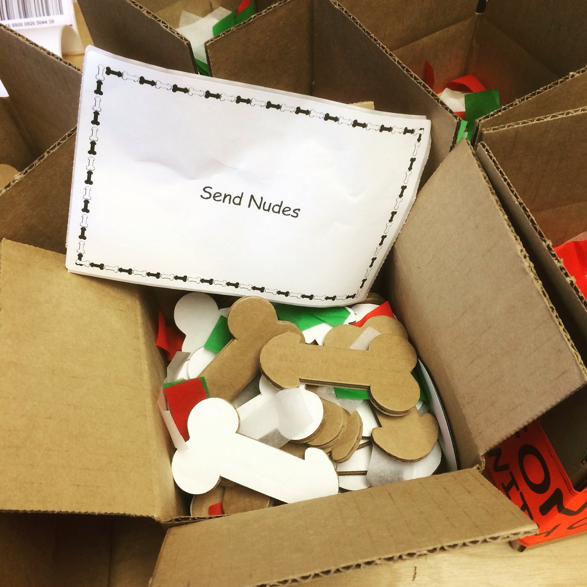 ShipaDick's tweet photo. Welp, looks like I've got some pictures to take... It's a hard life being Mr. Dick but someone's got to do it...
#boxofdicks #SendNudes https://t.co/iWfPgjrEqb