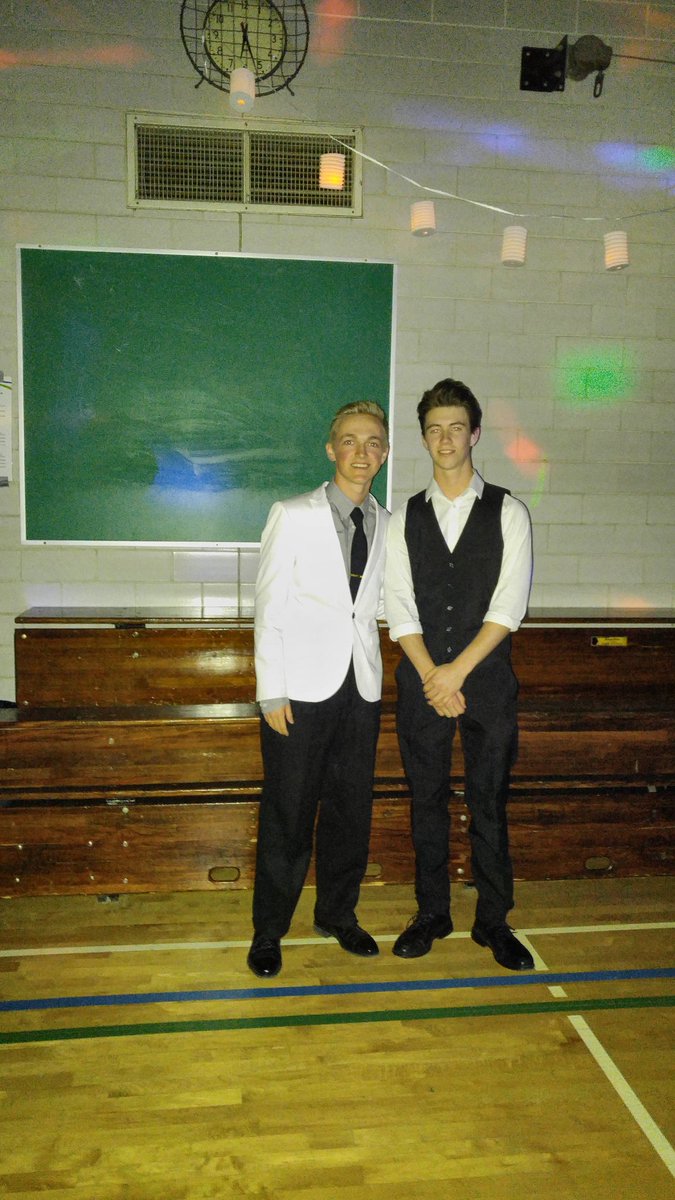 danradtke21's tweet photo. Happy birthday brother! Hope you have a great 18th man! https://t.co/hGgI23kCm4