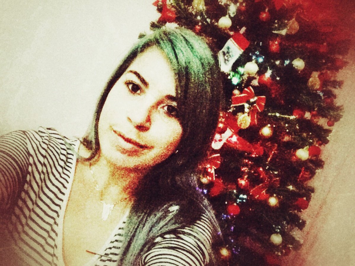 mimoza310792's tweet photo. Félix Navidad https://t.co/XKP1SRup93