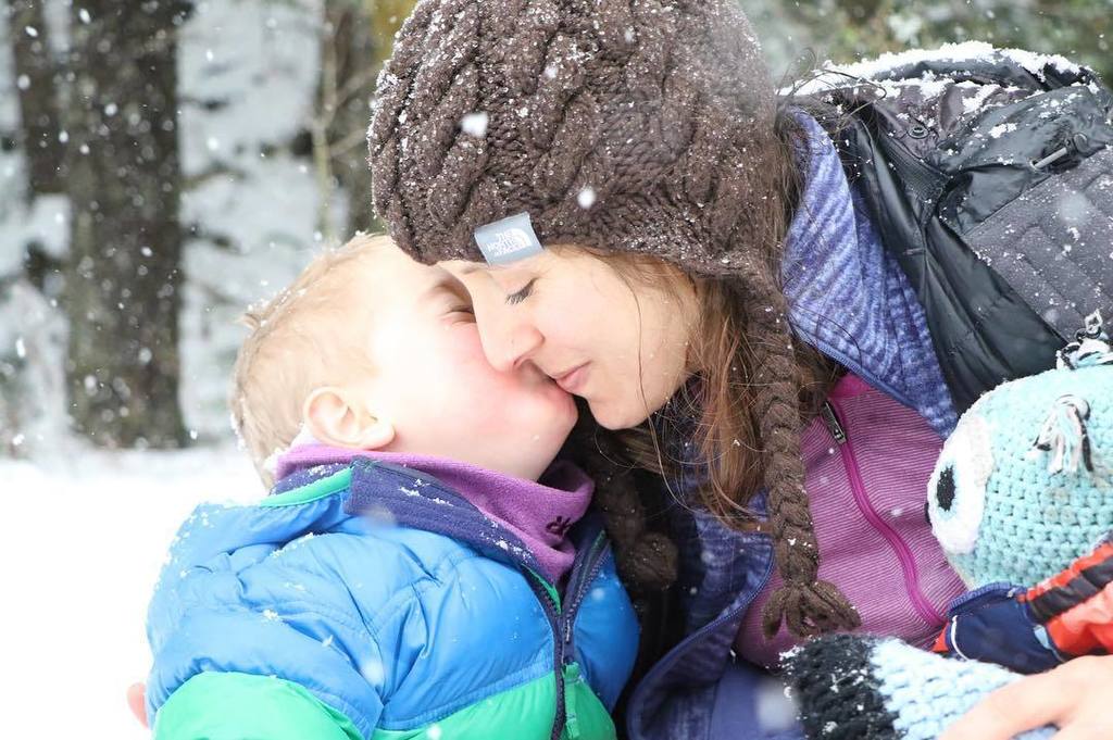 sweetbeets_'s tweet photo. My boys #christmaseveeve #snowday #pnwonderland #upperleftusa #raisingboys #leifandreinger #pnw #washington #love … https://t.co/JgWLMkCMNq