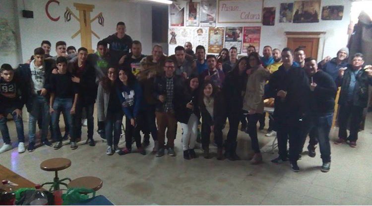 Coloraitas's tweet photo. Ayer disfrutamos de nuestra fiestecilla de Navidad!! https://t.co/LD69F8vXHC
