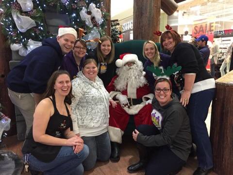 annewags3_14's tweet photo. Merry Christmas from @GELAgranderie ! @TeacherKateRyck @mmalcolm16 @mrssbeckett @jennkrupicz @GELAJill https://t.co/X4n3yc2EqQ