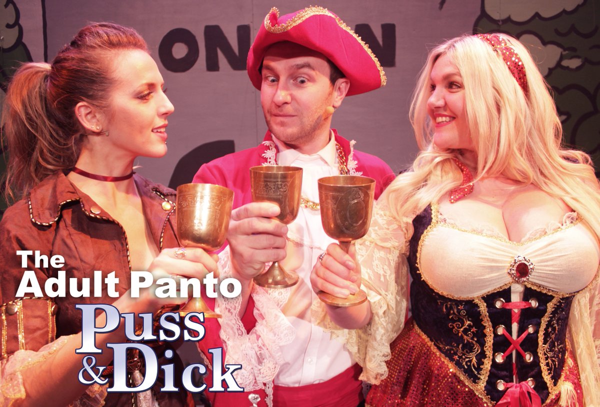 Cheers! Our Adult Panto cast are here to wish you a MERRY CHRISTMAS! Hope you've had a great day. Shows continue in #Hitchin on 28th Dec.