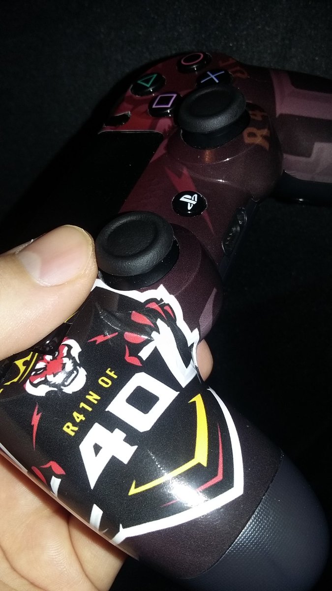 4140fam's tweet photo. Code LATESHOP gets 25% off the @4140fam Series @Modjunkiez controllers designed by @enLightnme_DET!! Search R41N at https://t.co/oXYrhAmtvb https://t.co/nmQchLAEIE