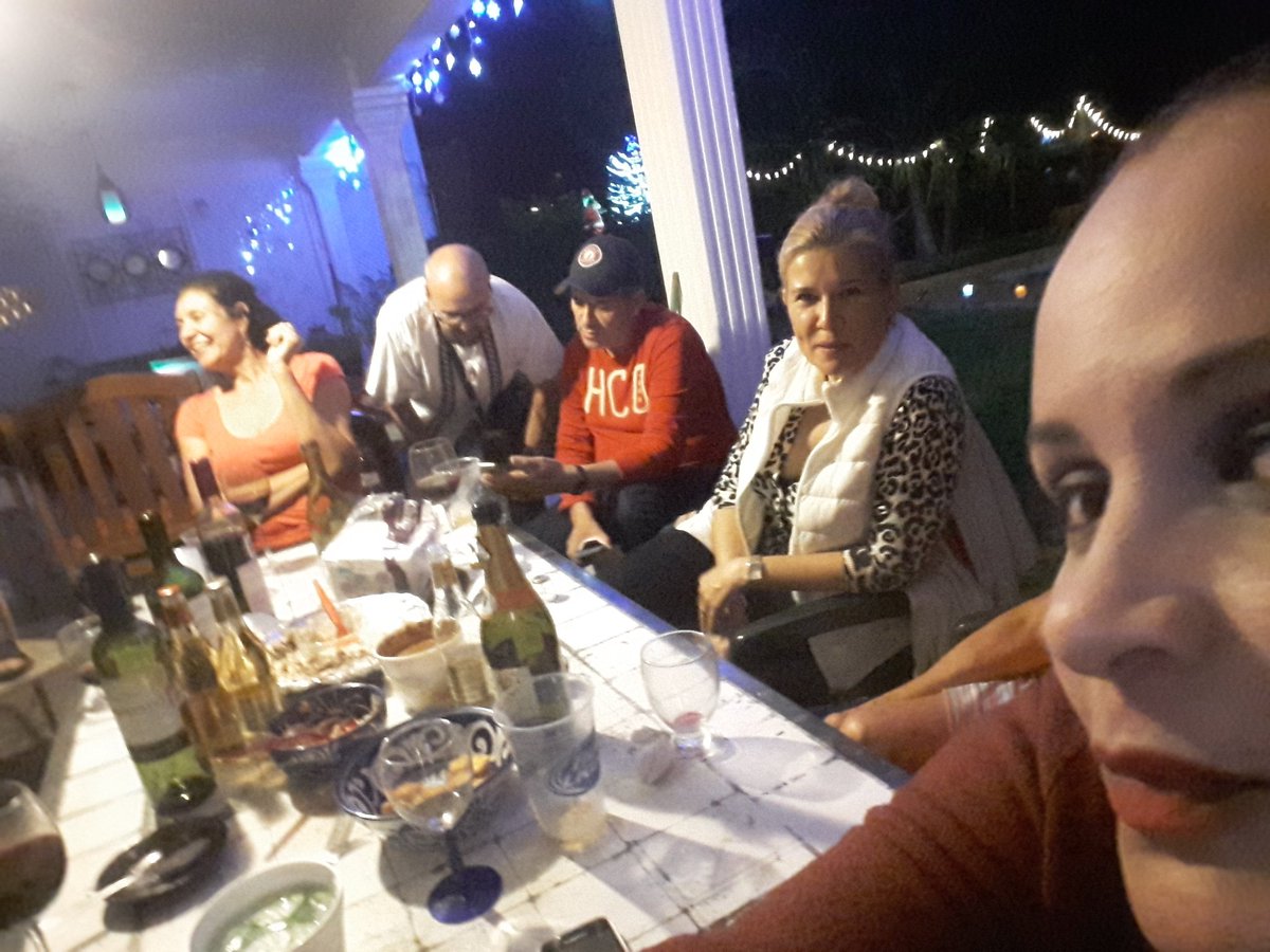 RAUL22406153's tweet photo. Convivio en cid https://t.co/ANcNkft0xk